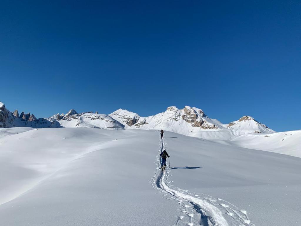 Hotel Aaritz Selva di Val Gardena Bagian luar foto